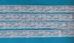  Lace No 632 French Valenciennes Lace Edge 3/4'' Wide
